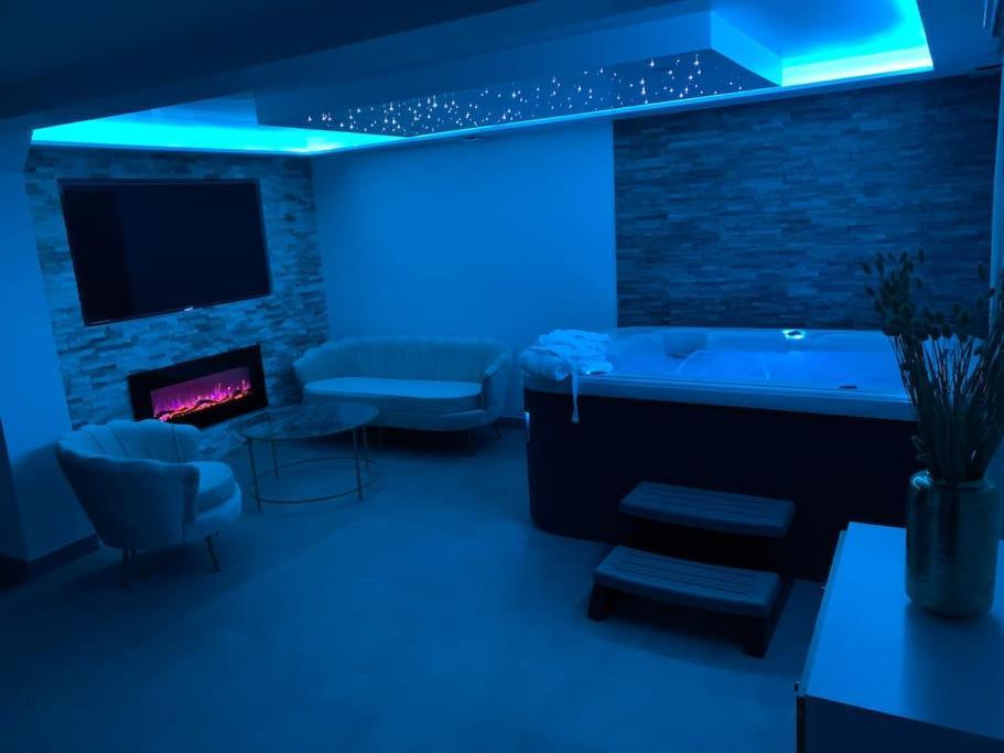 Sandspa Logement Avec Jacuzzi Оранж Екстер'єр фото