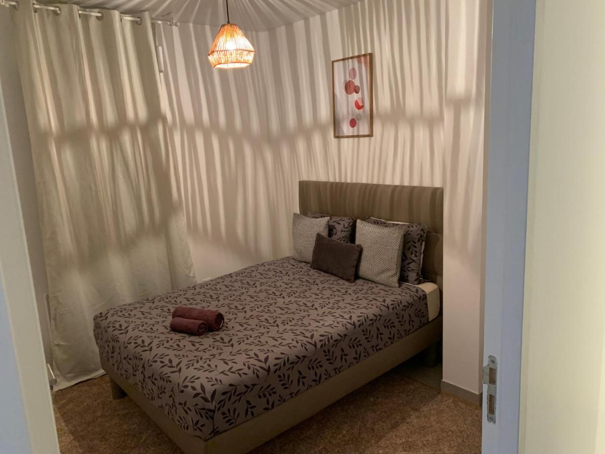 Sandspa Logement Avec Jacuzzi Оранж Екстер'єр фото